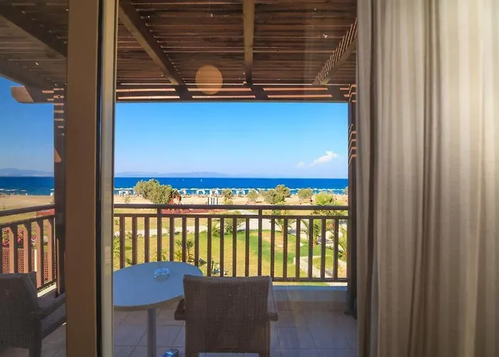 Natura Park Village & 5*