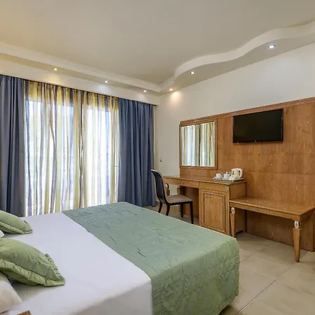 Natura Park Village & 5* Pszalídi