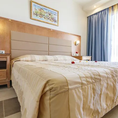 Natura Park Village & Resort 5*