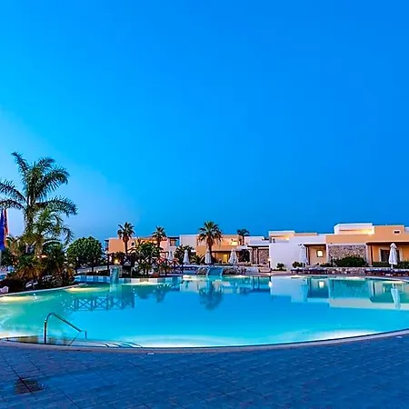 Rezort Natura Park Village & 5*
