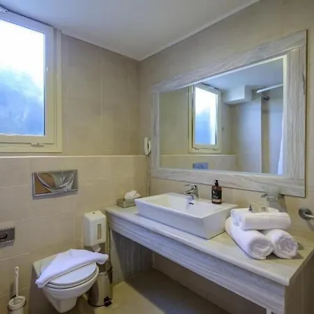 Natura Park Village & Resort 5*