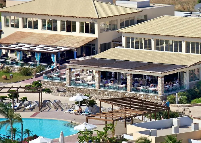 منتجع Natura Park Village & 5*