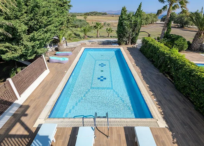 Resort Natura Park Village & 5*