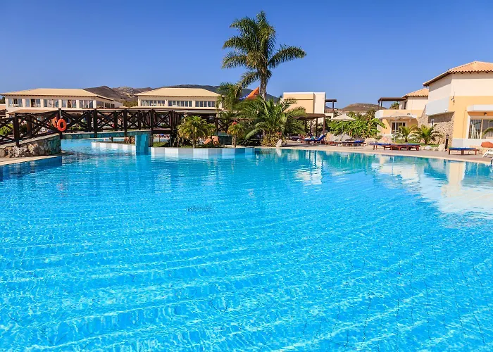 Resort Natura Park Village &