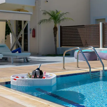 Resort Natura Park Village & 5*