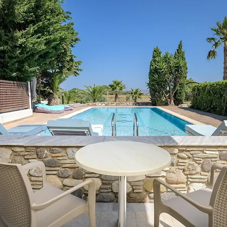 Natura Park Village & 5*