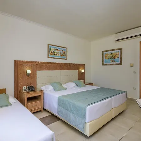Natura Park Village & Resort 5*
