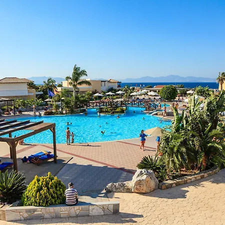 Natura Park Village & 5* Псалиди