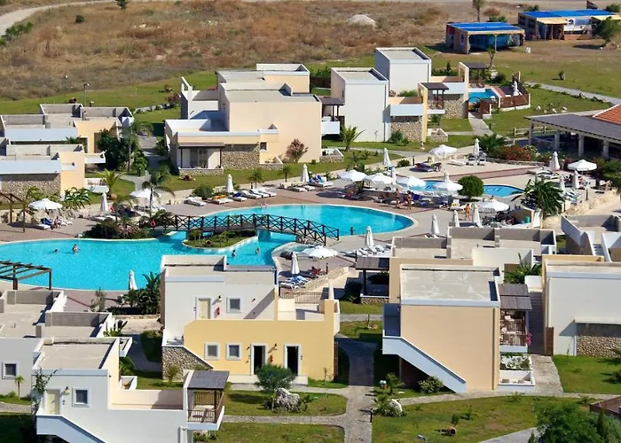 リゾート Natura Park Village & 5*